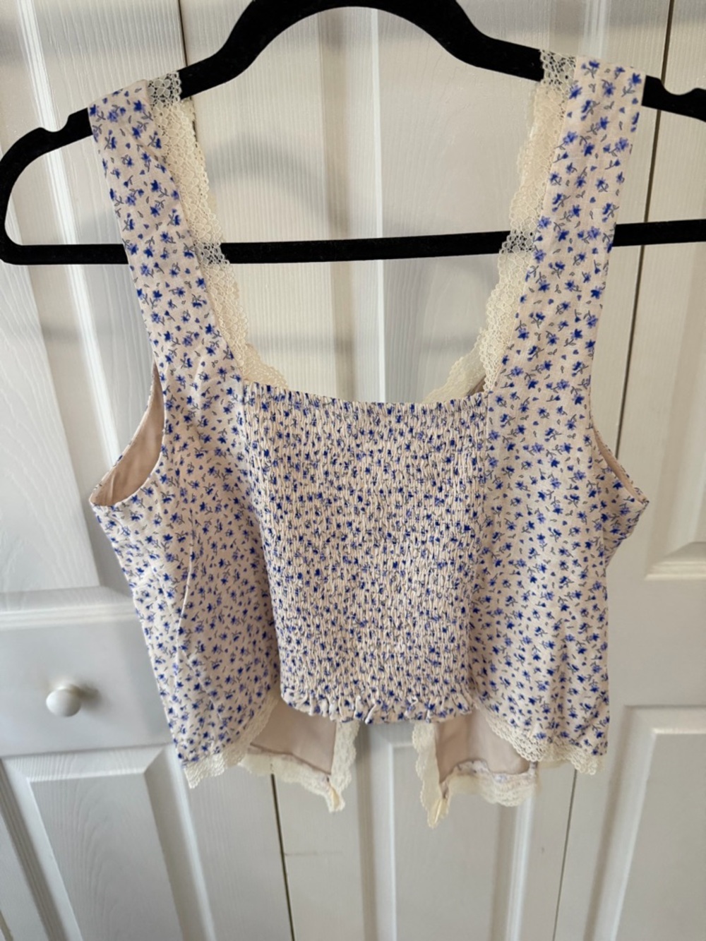 Floral Lace-Trim Chemise Tank - Blue on Cream - Picture 2 of 2